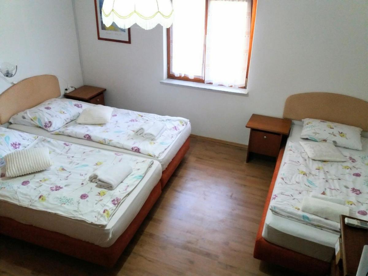 Apartmaji, Sobe - Obzidje Hotel Pirano Esterno foto