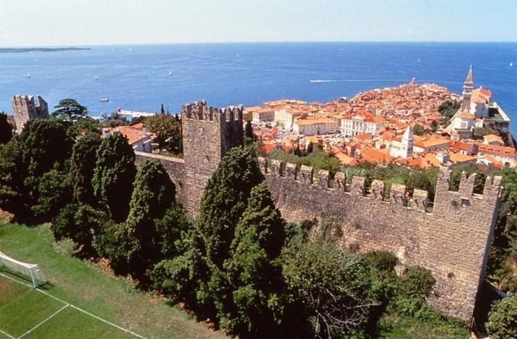Apartmaji, Sobe - Obzidje Hotel Pirano Esterno foto